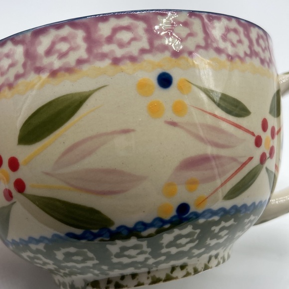 Temp-Tations by Tara Soup Bowl Larger Mug and 10.5 inch Round Tray - Picture 10 of 16